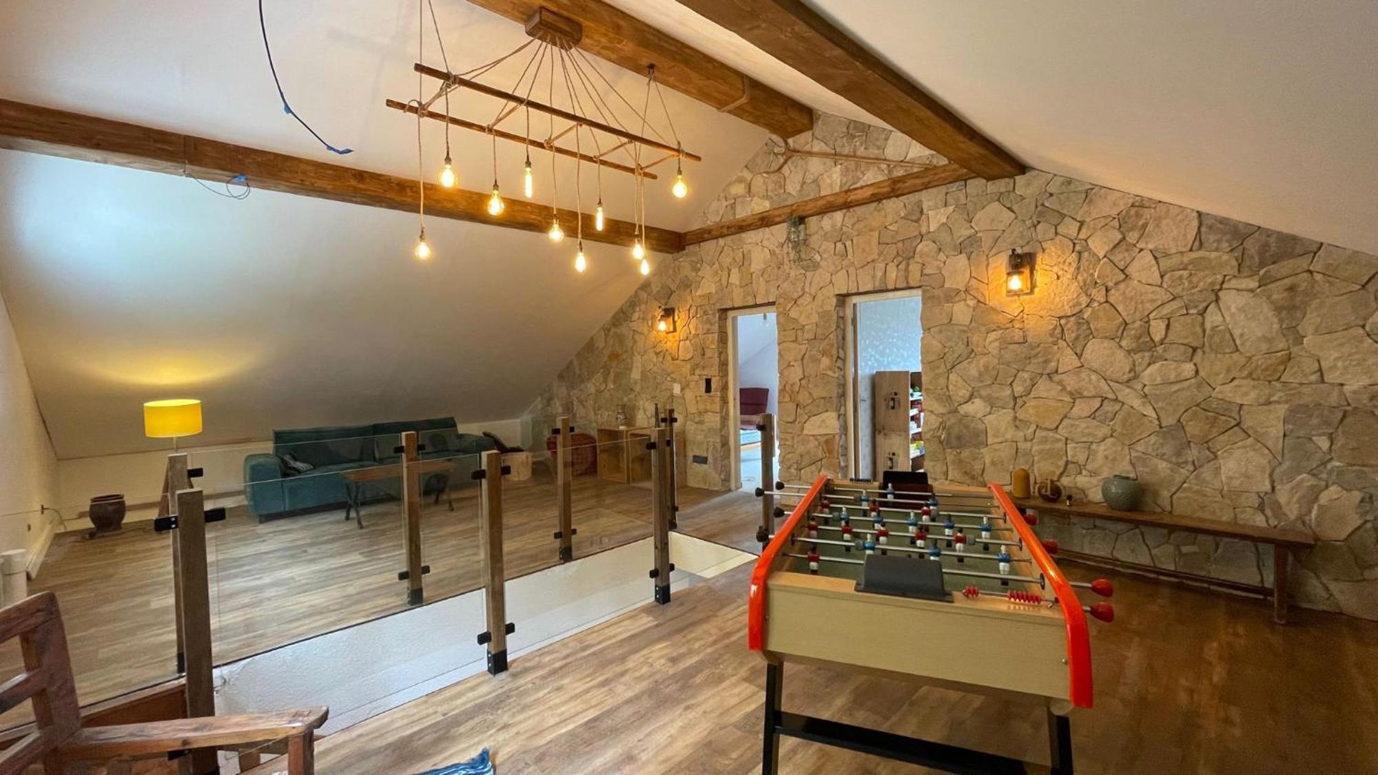 Gite Confort 15 Couchages, Vue Panoramique Montagne Hautes Alpes, Terrasses Embrun Exterior foto