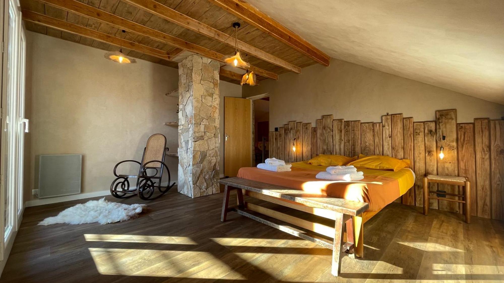 Gite Confort 15 Couchages, Vue Panoramique Montagne Hautes Alpes, Terrasses Embrun Exterior foto